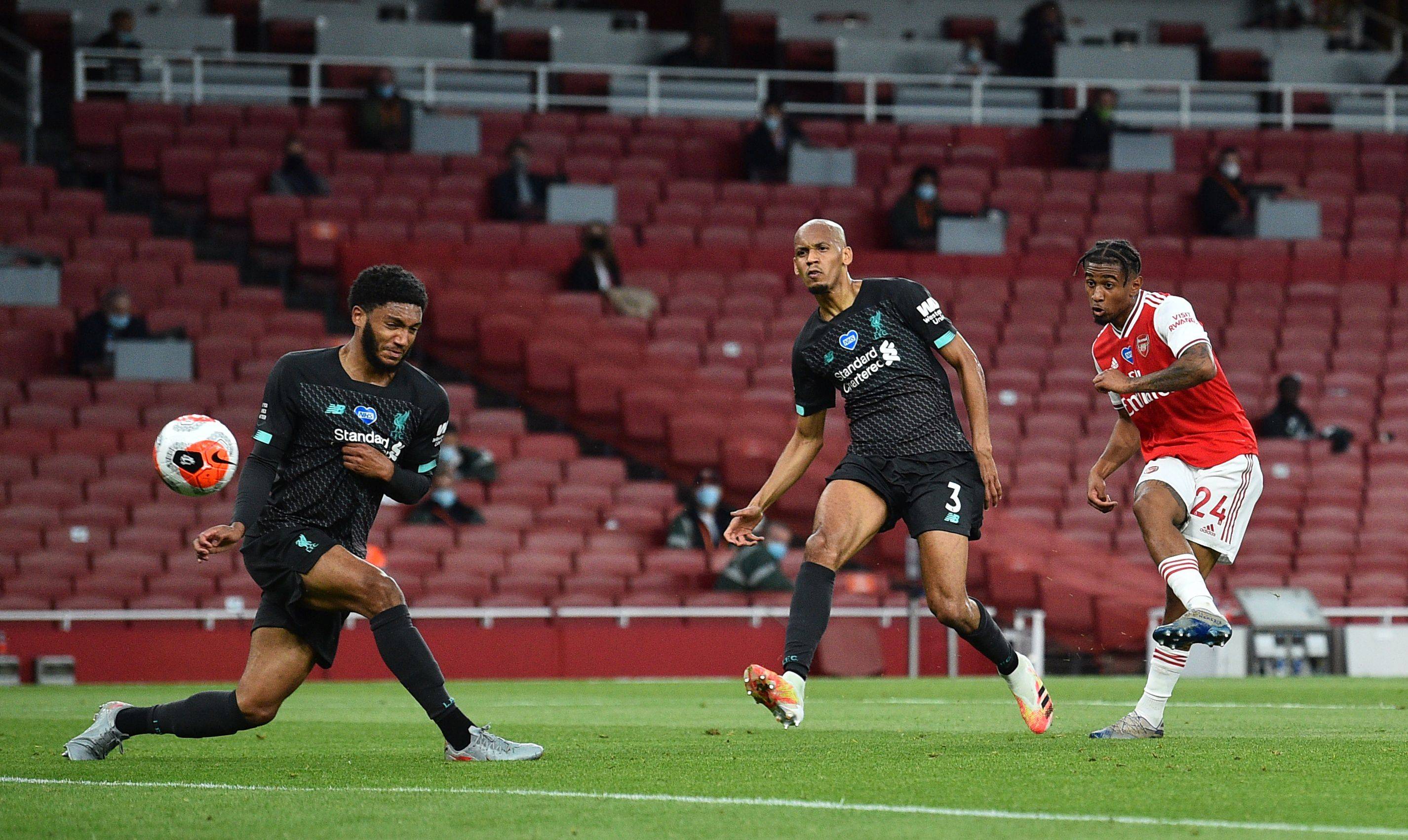 曼联应解雇 曼联应解雇